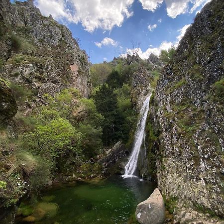 Abrigo Das Penhas Мантейгас Экстерьер фото